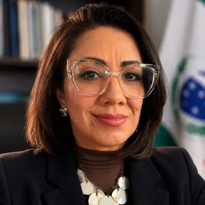 Ariane Assis