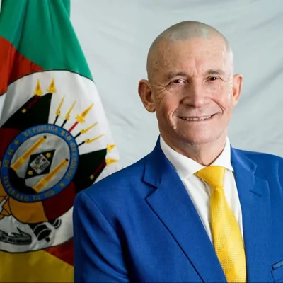 Capitão Macedo - Professor
