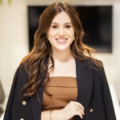 Kellyanne Correa