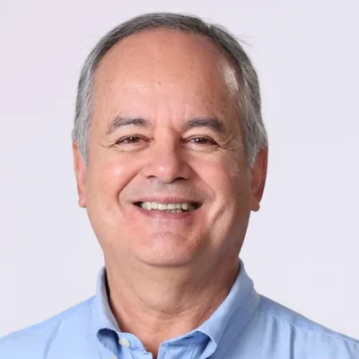 Professor Álvaro 